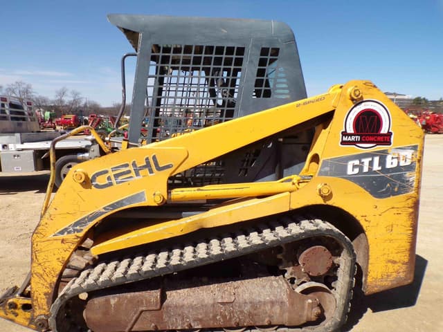 Image of Gehl CTL60 equipment image 3