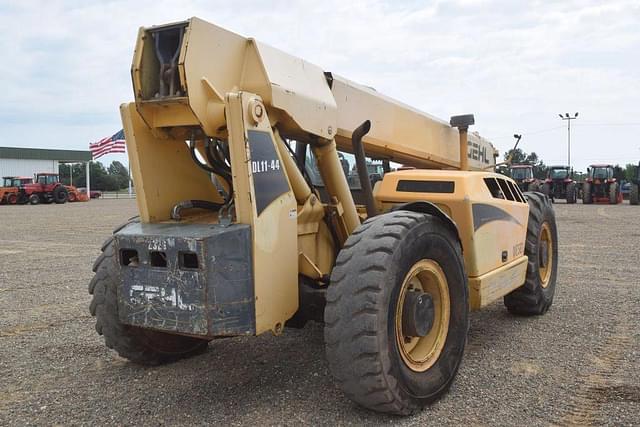 Image of Gehl DL11-44 equipment image 2