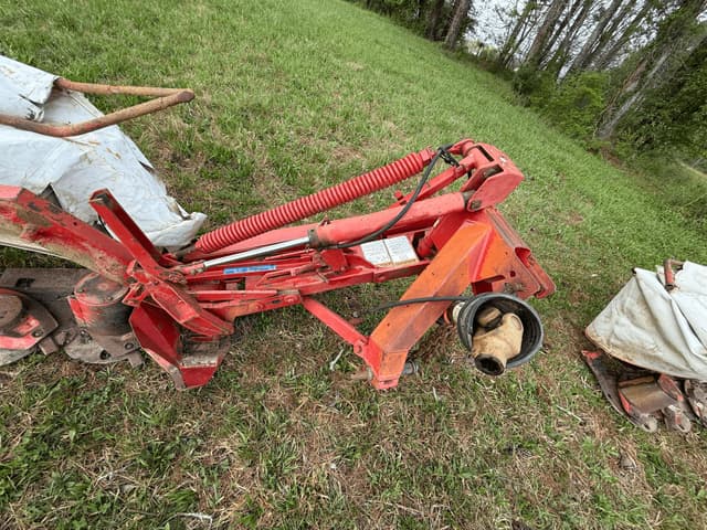 Image of Gehl 1162 equipment image 4