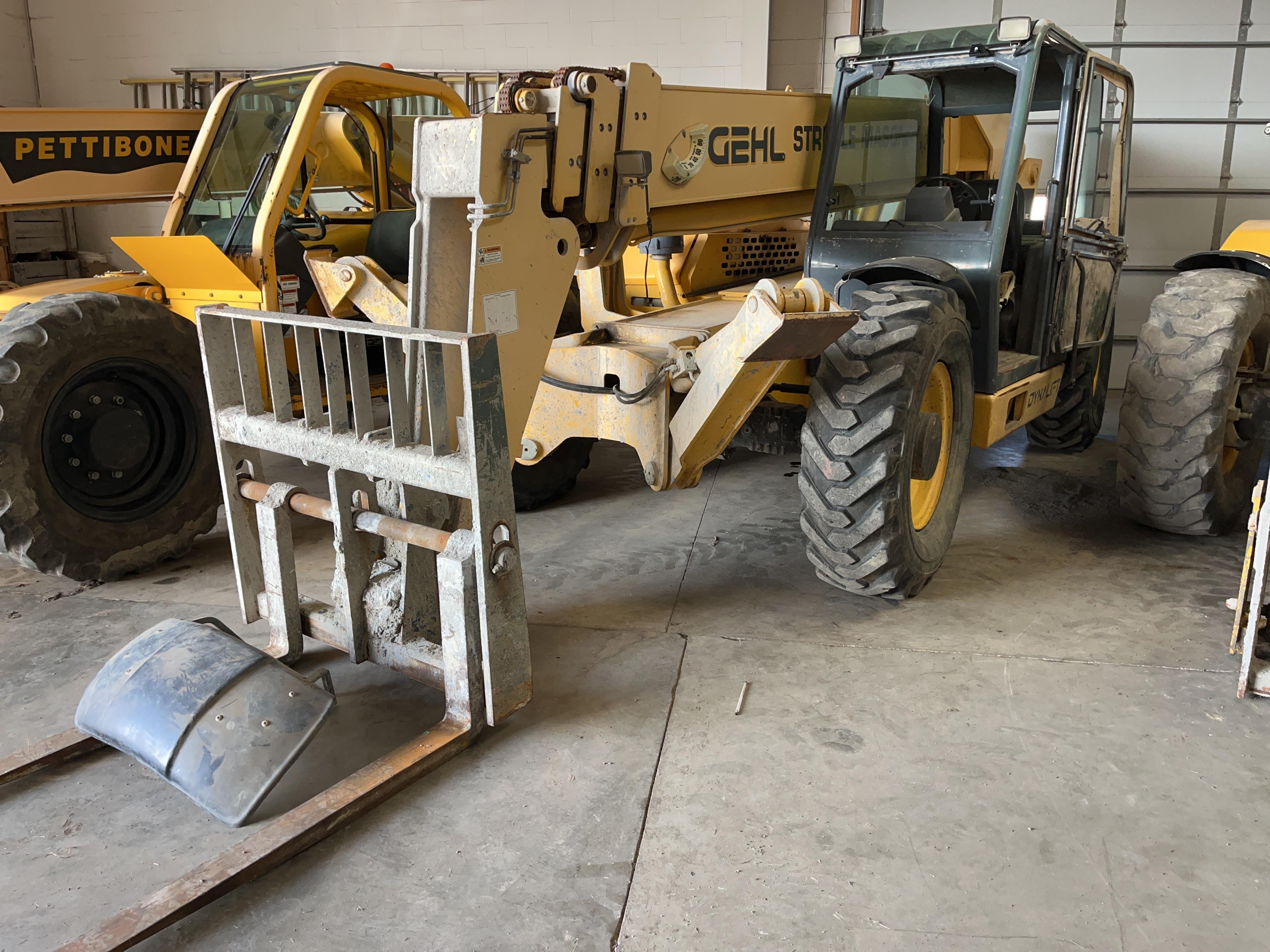 Gehl DL11-55 Equipment Image0