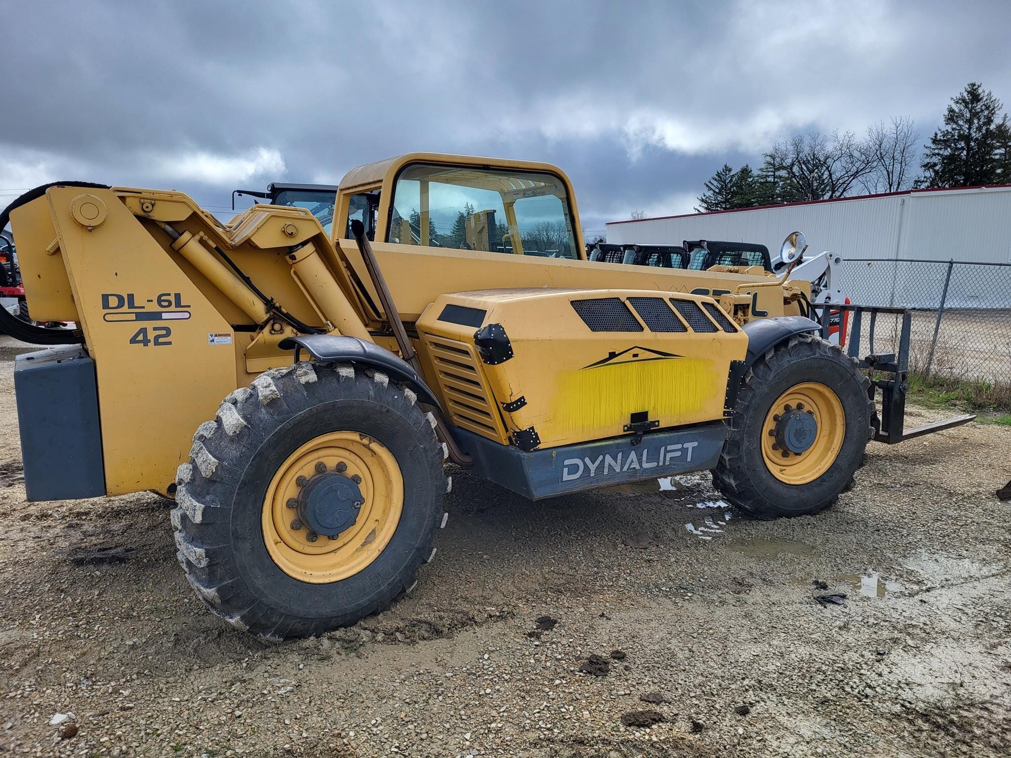 Gehl DL6L42 Equipment Image0