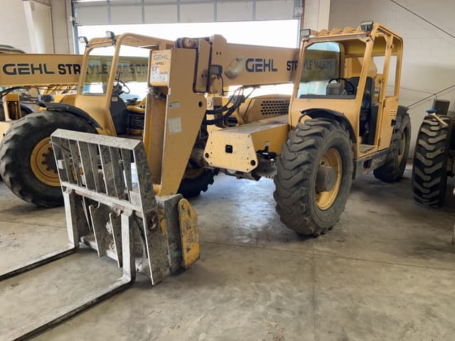 Image of Gehl DL8H-44 equipment image 1