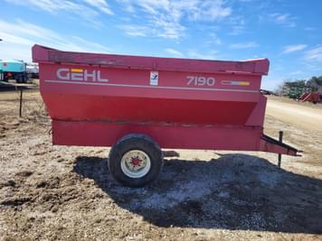 Main image Gehl F7190