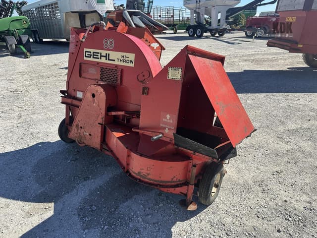 Image of Gehl FB99 equipment image 4