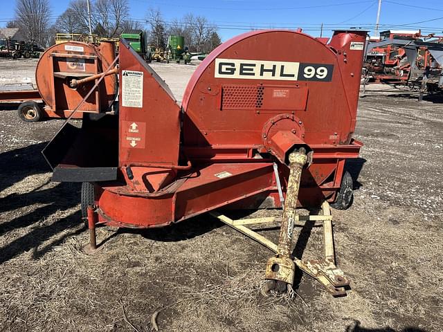 Image of Gehl FB99 equipment image 1