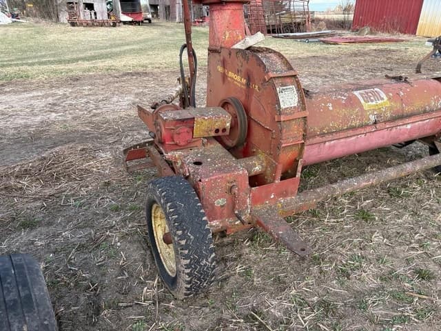 Image of Gehl FC72B equipment image 3