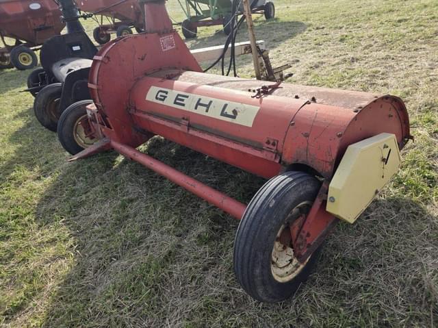 Image of Gehl FC72B equipment image 2
