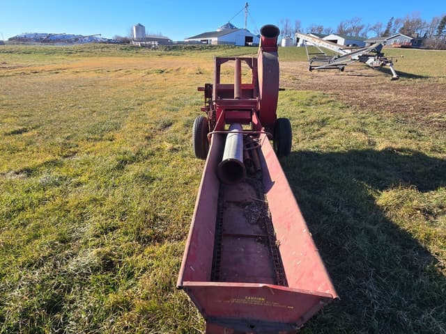 Image of Gehl Hi-Throw equipment image 2