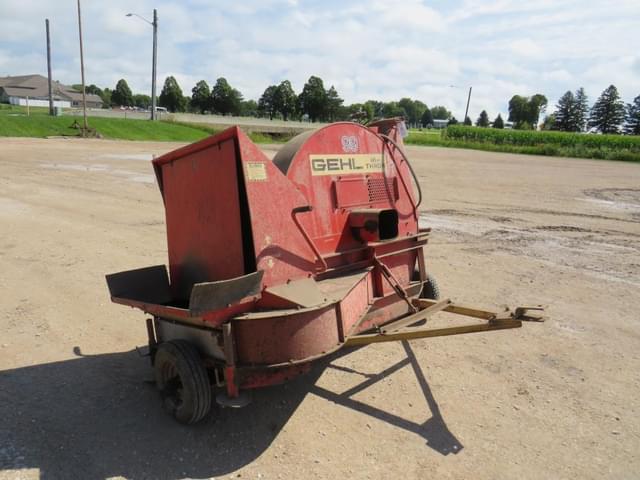 Image of Gehl 99 equipment image 1