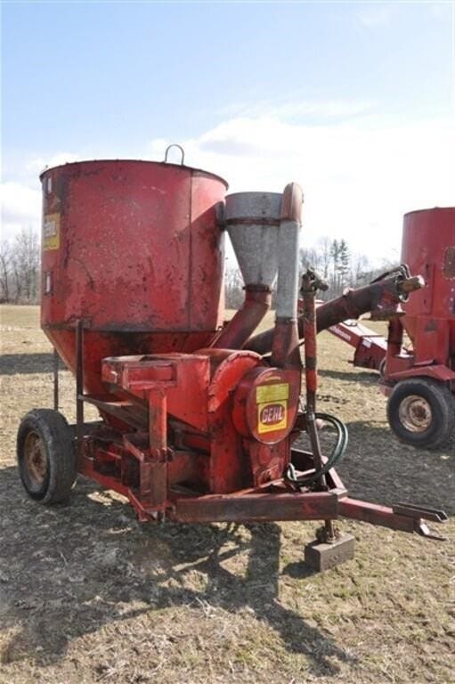 Gehl Mix-All Equipment Image0