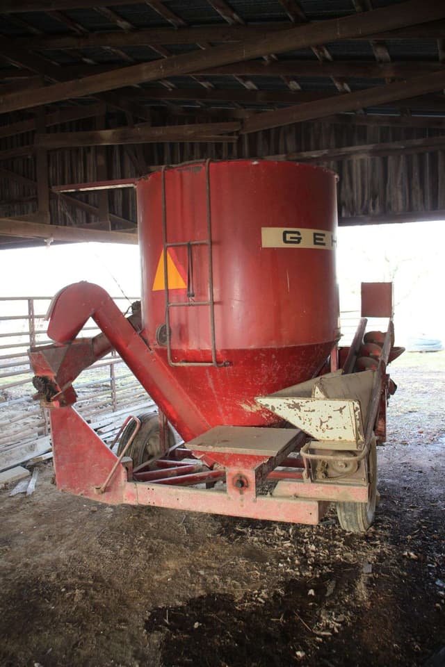 Image of Gehl 65MX equipment image 2