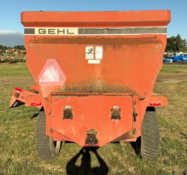 Image of Gehl 7285 equipment image 4