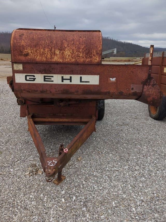 Image of Gehl BF130 equipment image 1