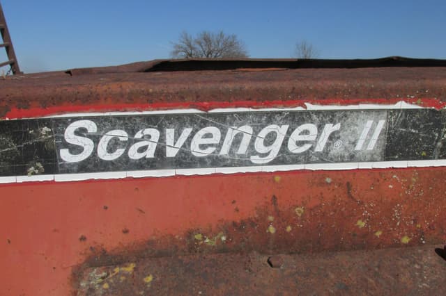 Image of Gehl 312 equipment image 1