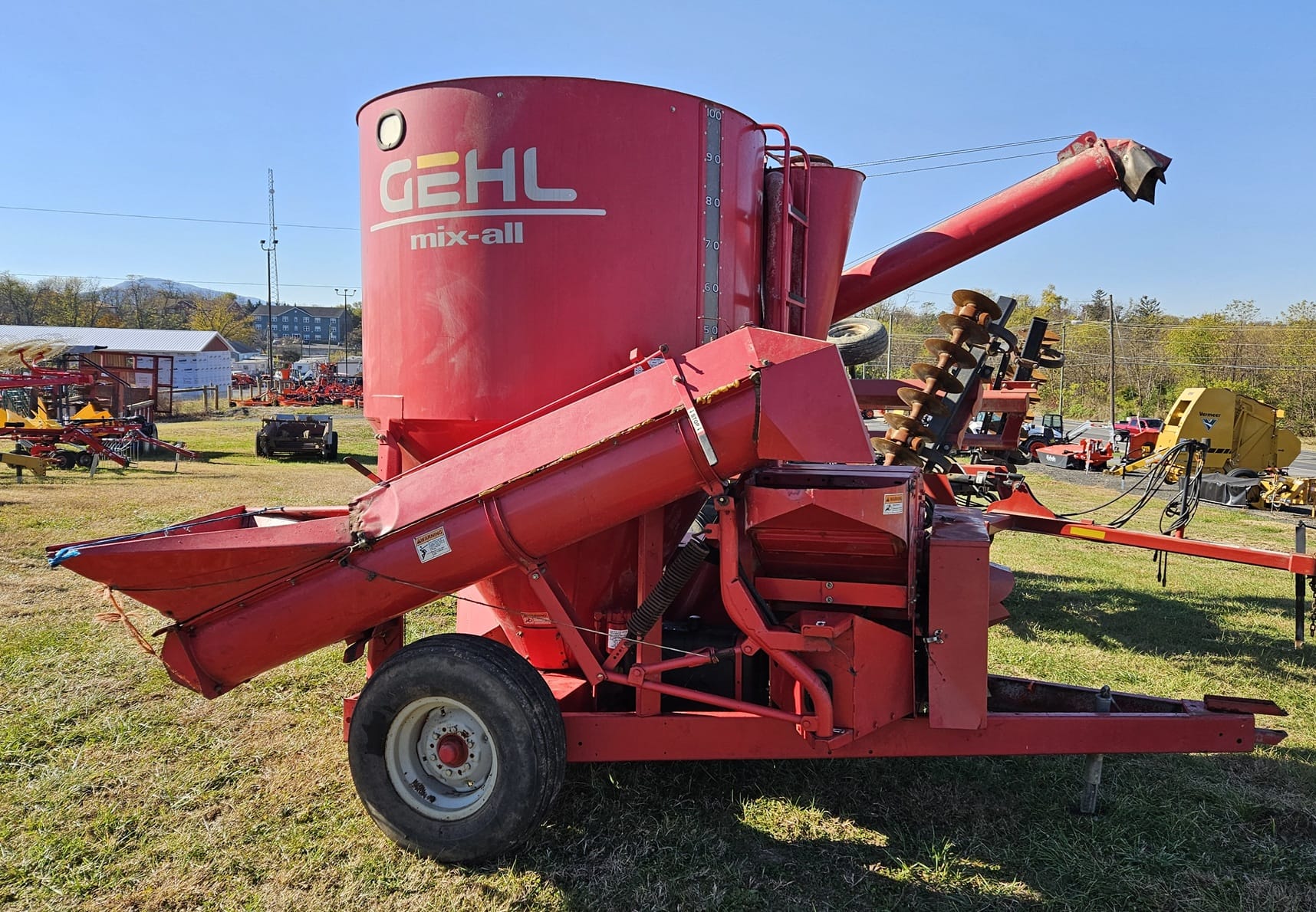 Gehl MX125 Equipment Image0