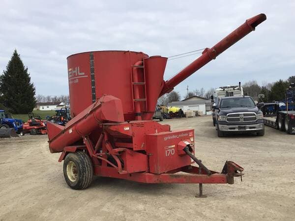 Image of Gehl MX170 equipment image 2