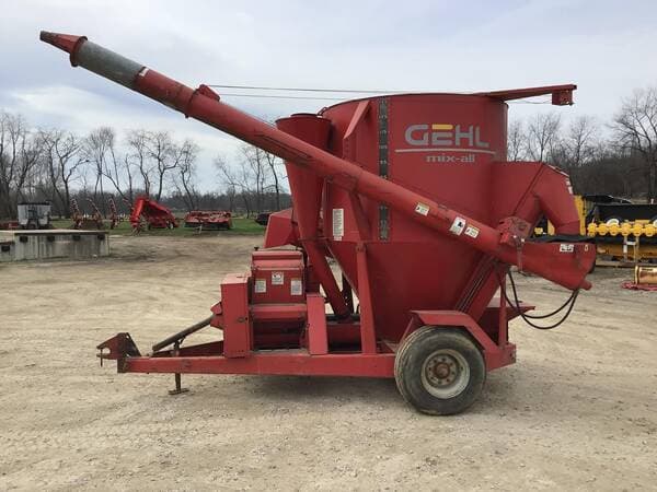 Image of Gehl MX170 equipment image 1