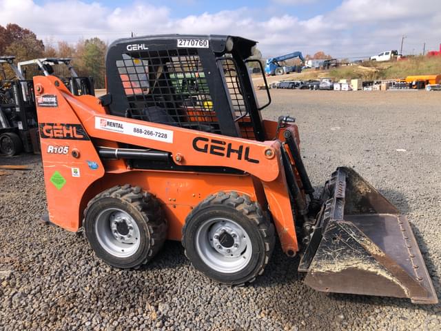 Image of Gehl R105 equipment image 3