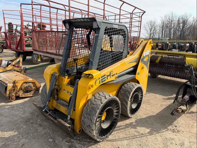 Image of Gehl R165 equipment image 2