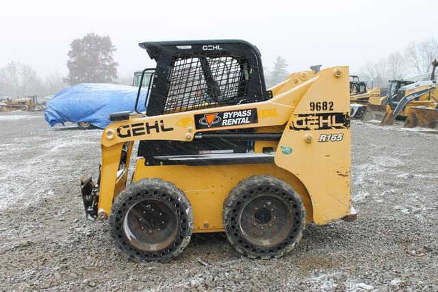 Image of Gehl R165 equipment image 1