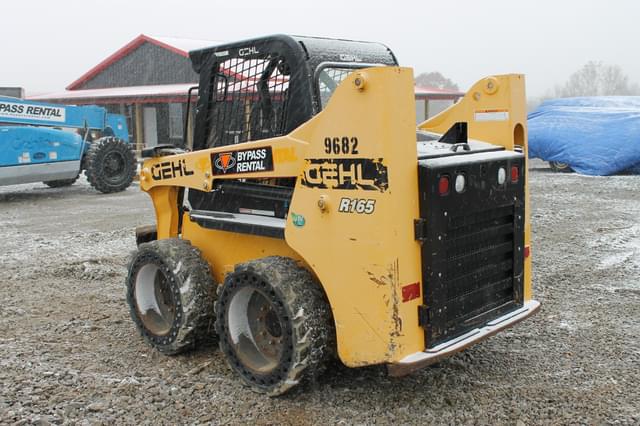 Image of Gehl R165 equipment image 2