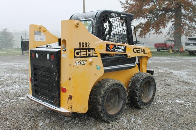 Image of Gehl R165 equipment image 4