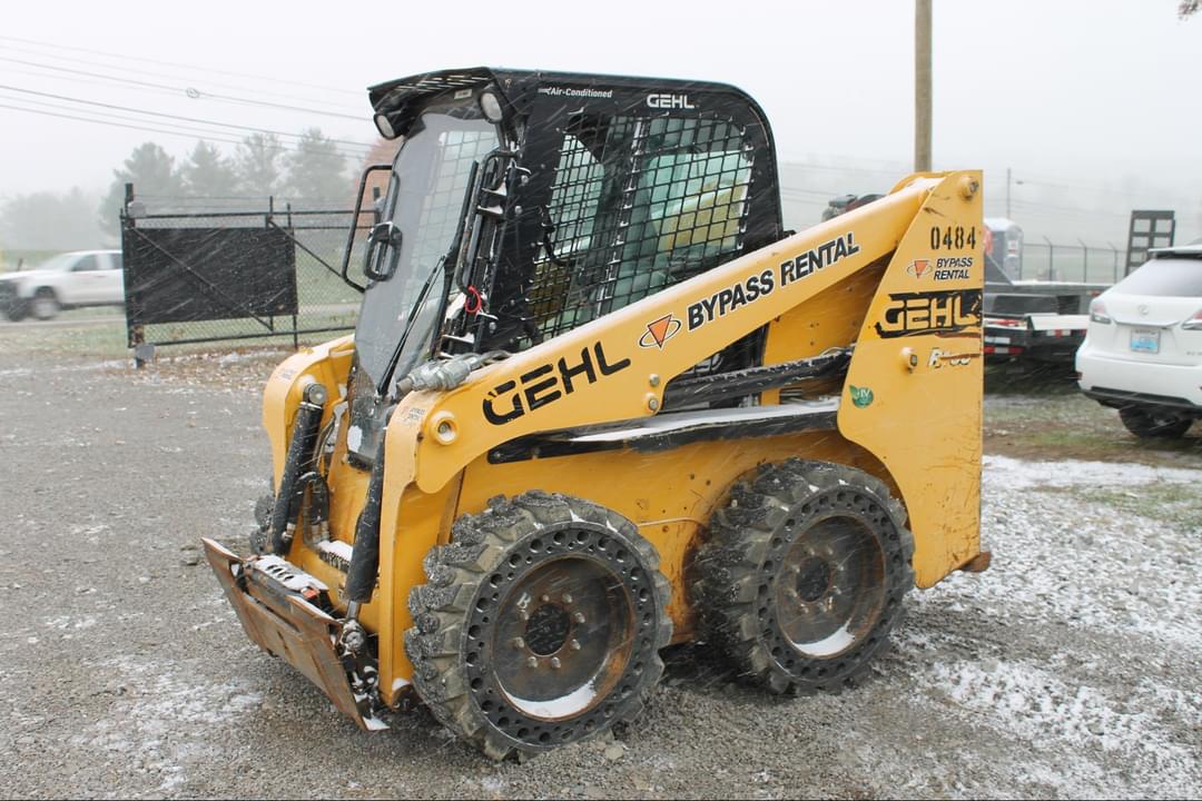 Image of Gehl R165 Primary image