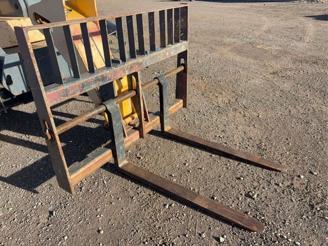 Image of Gehl RS6-34 equipment image 4