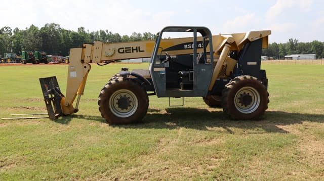 Image of Gehl RS6-42 equipment image 2