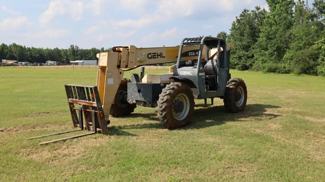Image of Gehl RS6-42 equipment image 3