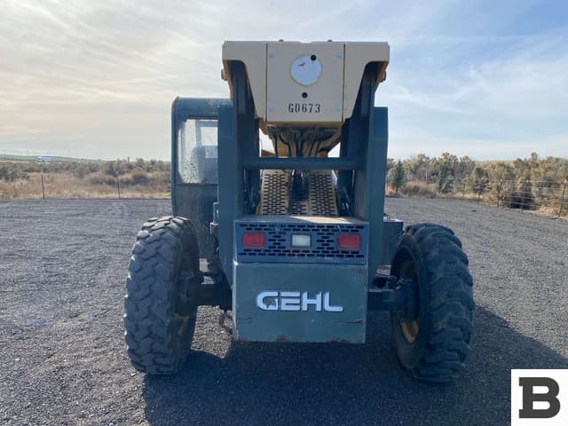 Image of Gehl RS6-42 equipment image 4