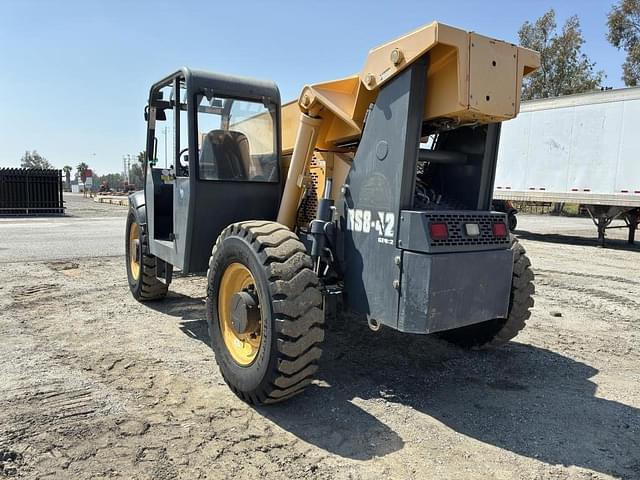 Image of Gehl RS8-42 equipment image 3