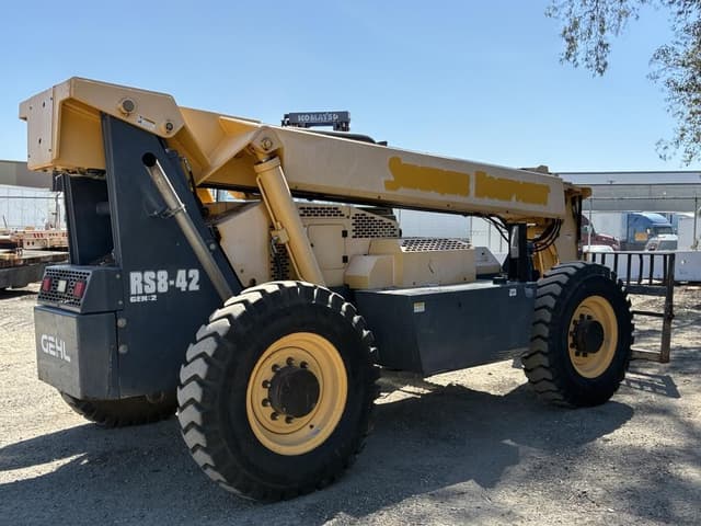 Image of Gehl RS8-42 equipment image 2
