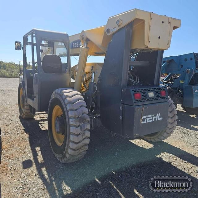 Image of Gehl RS8-42 equipment image 4