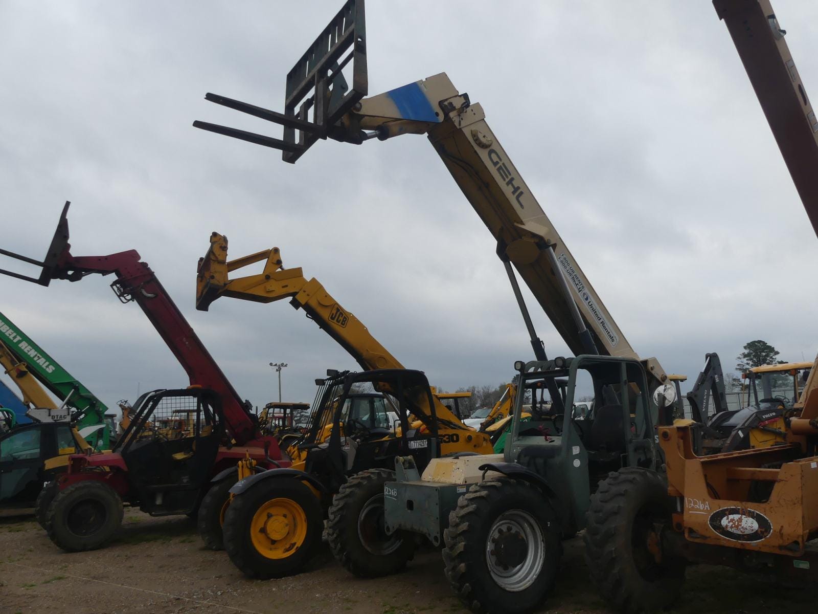 Main image Gehl RS8-42