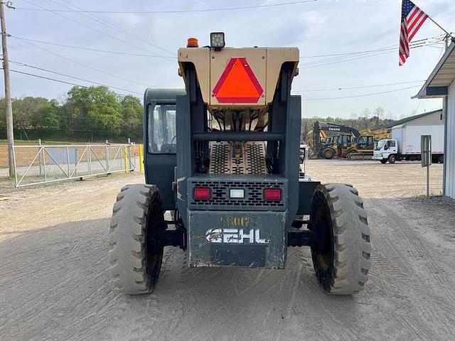 Image of Gehl RS8-44 equipment image 3