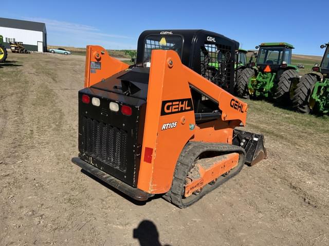 Image of Gehl RT105 equipment image 4