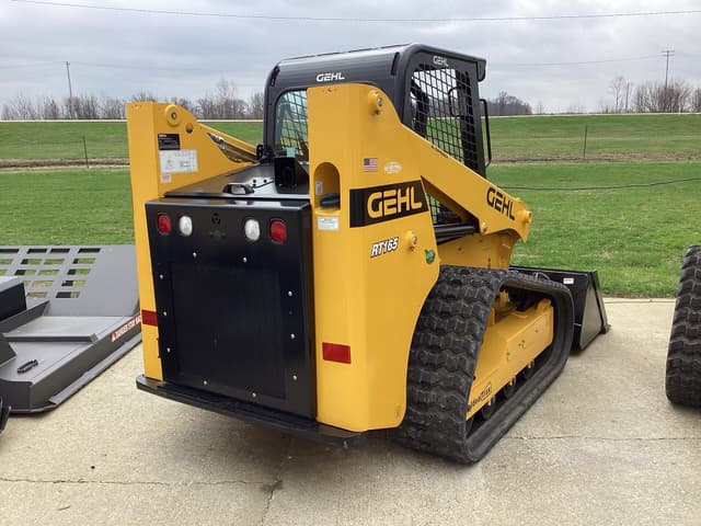 Image of Gehl RT165 equipment image 2
