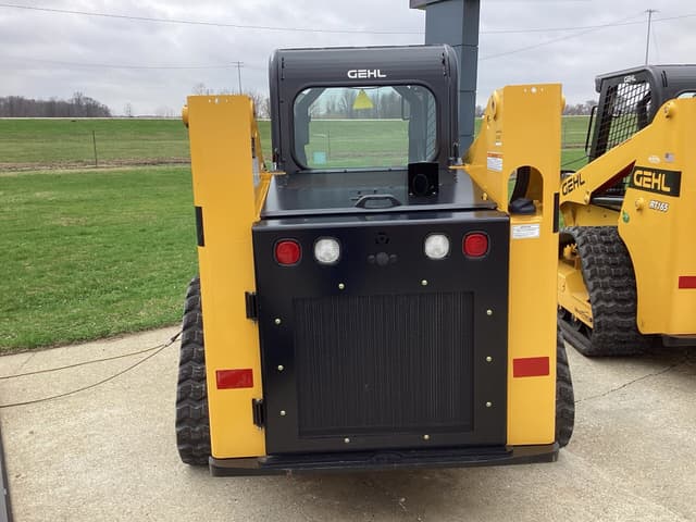 Image of Gehl RT165 equipment image 3