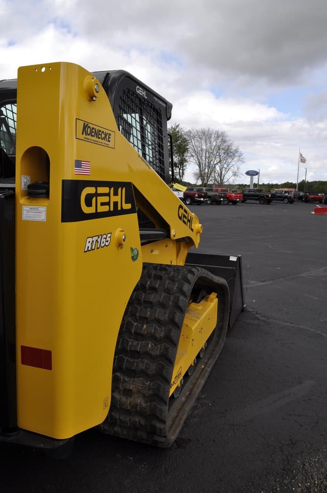 Image of Gehl RT165 equipment image 3
