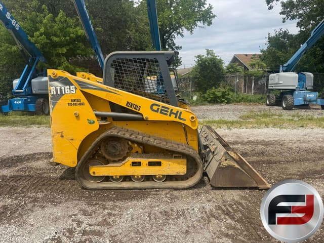 Image of Gehl RT165 equipment image 3