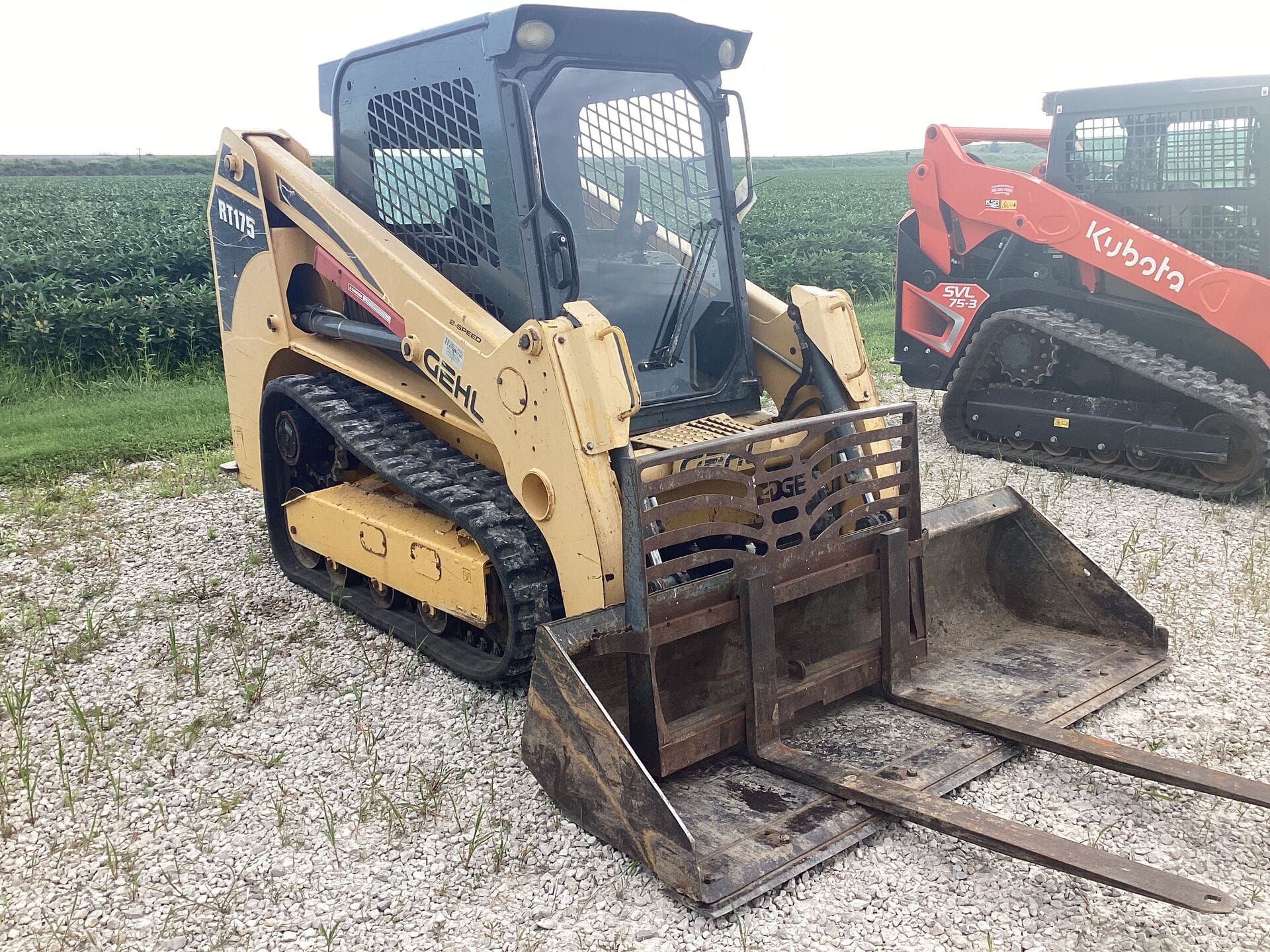 Gehl RT175 Equipment Image0