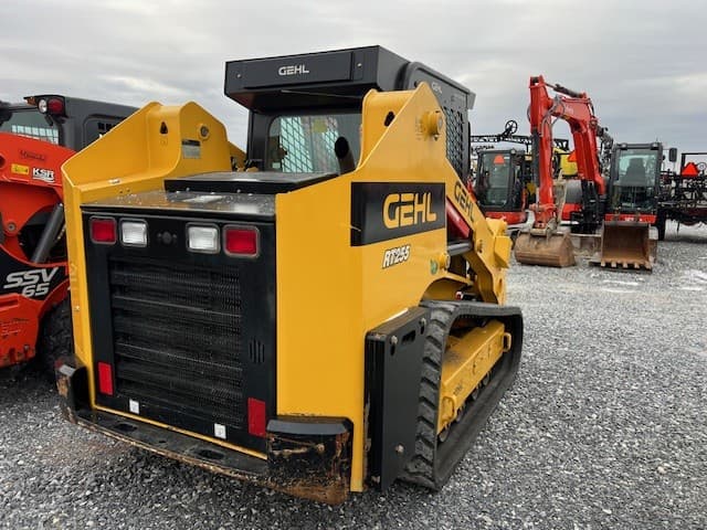Image of Gehl RT255 equipment image 4