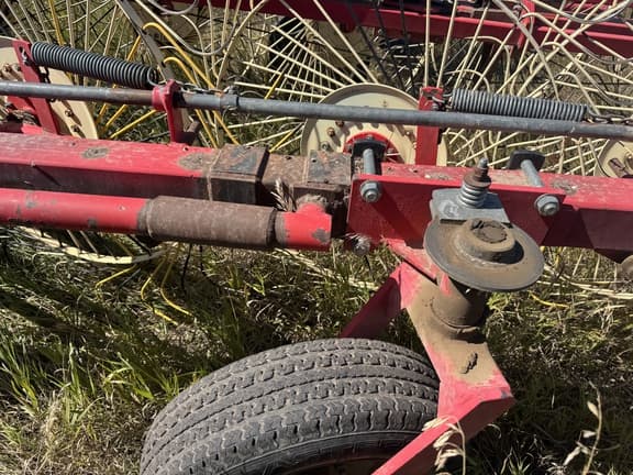 Image of Gehl Undetermined equipment image 3