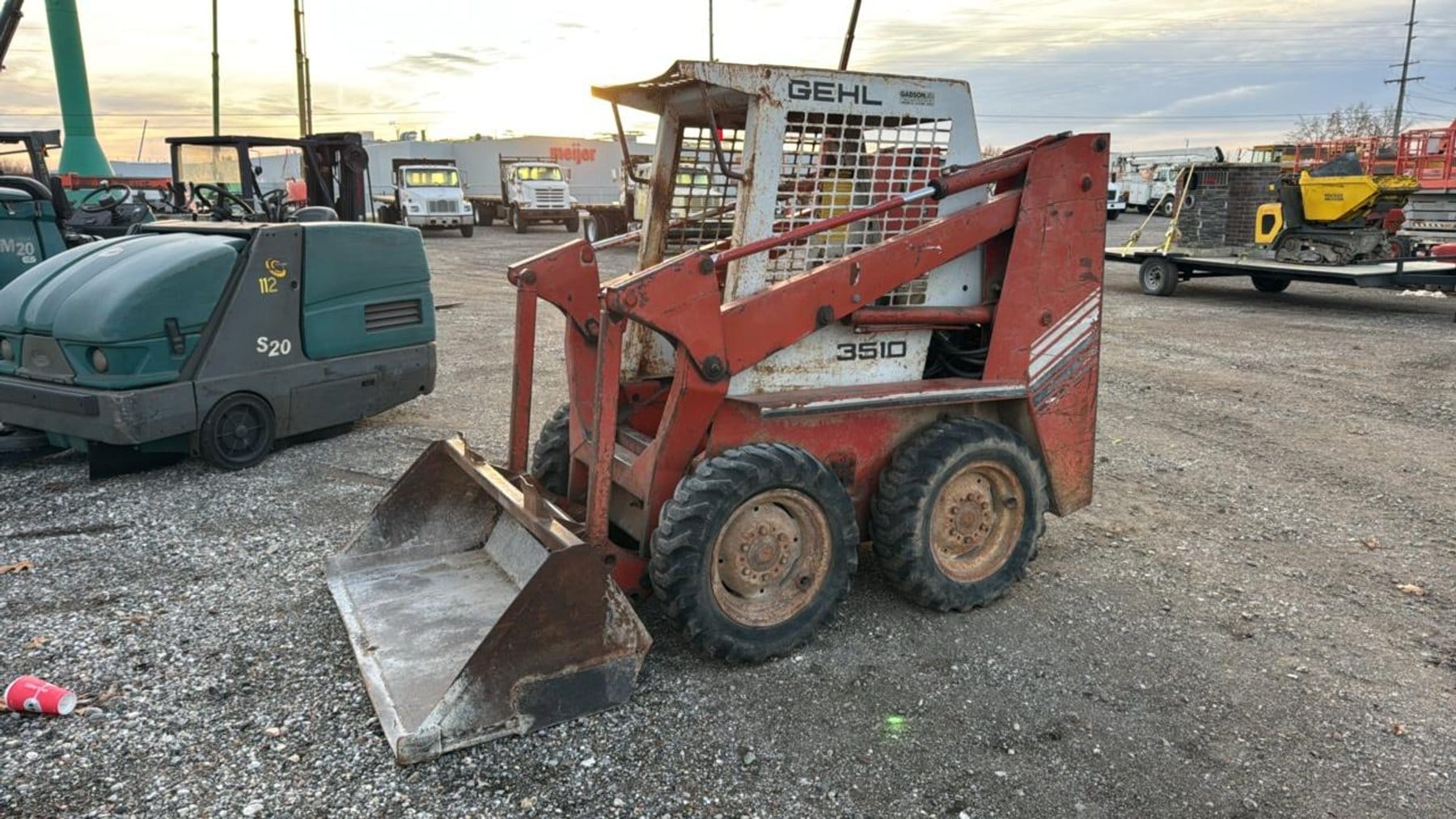 Gehl 3510 Equipment Image0