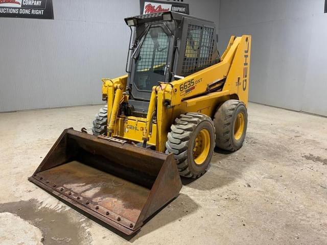Image of Gehl 6635 DXT equipment image 1