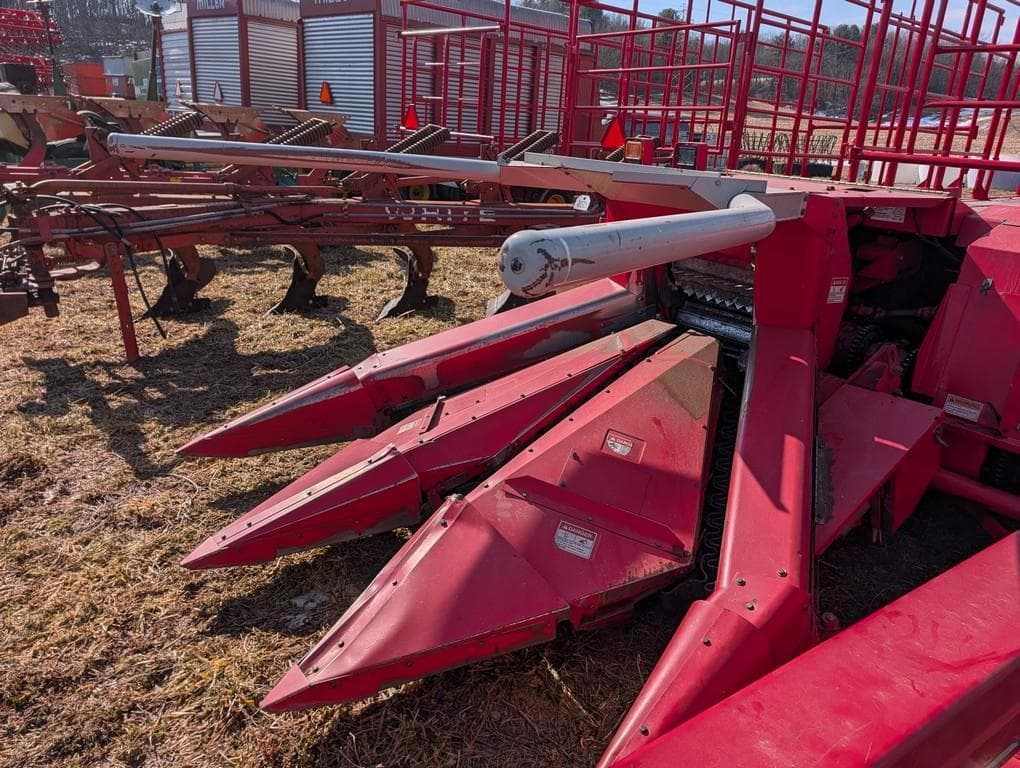 Image of Gehl TR330 Primary image