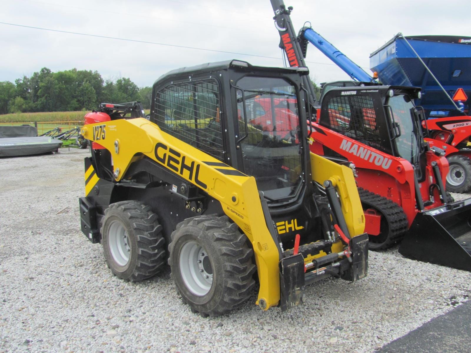 Gehl V275 Equipment Image0