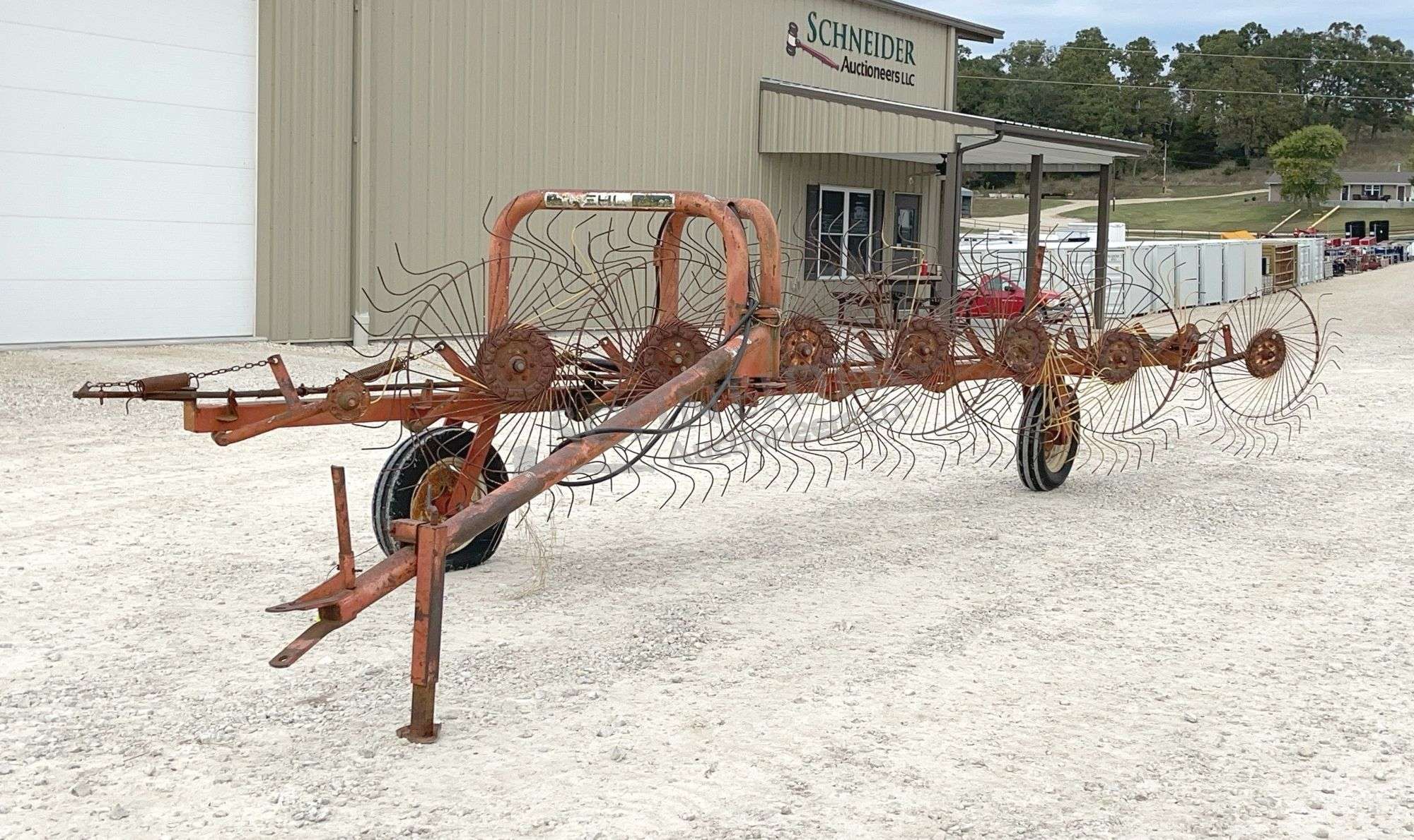 Gehl WR217 Equipment Image0