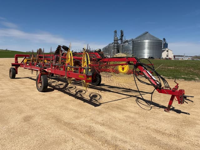 Image of Gehl WR600 equipment image 4